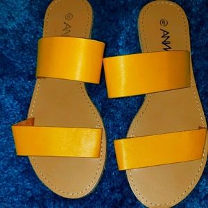 ANNA SANDLES